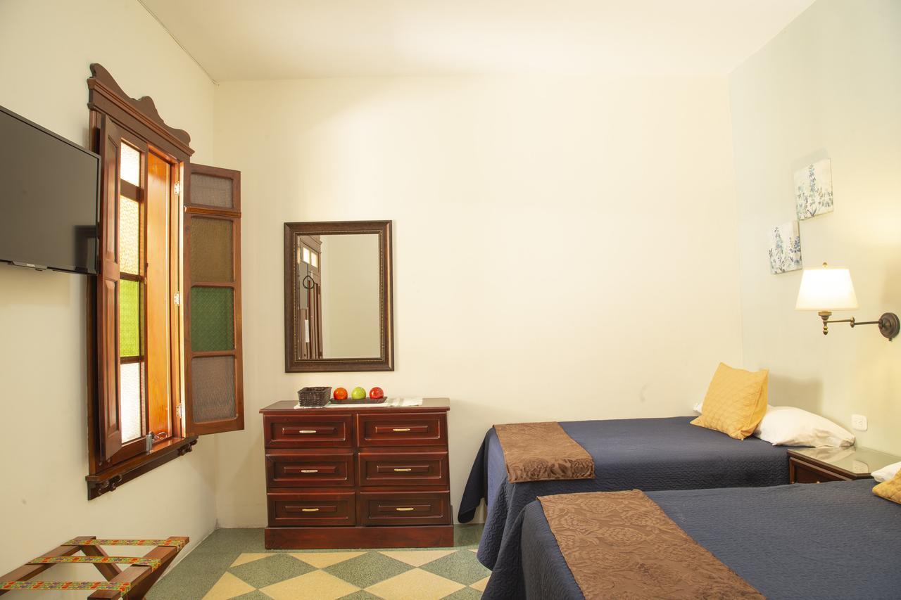Hotel Casa Salome Guatemala City Bagian luar foto