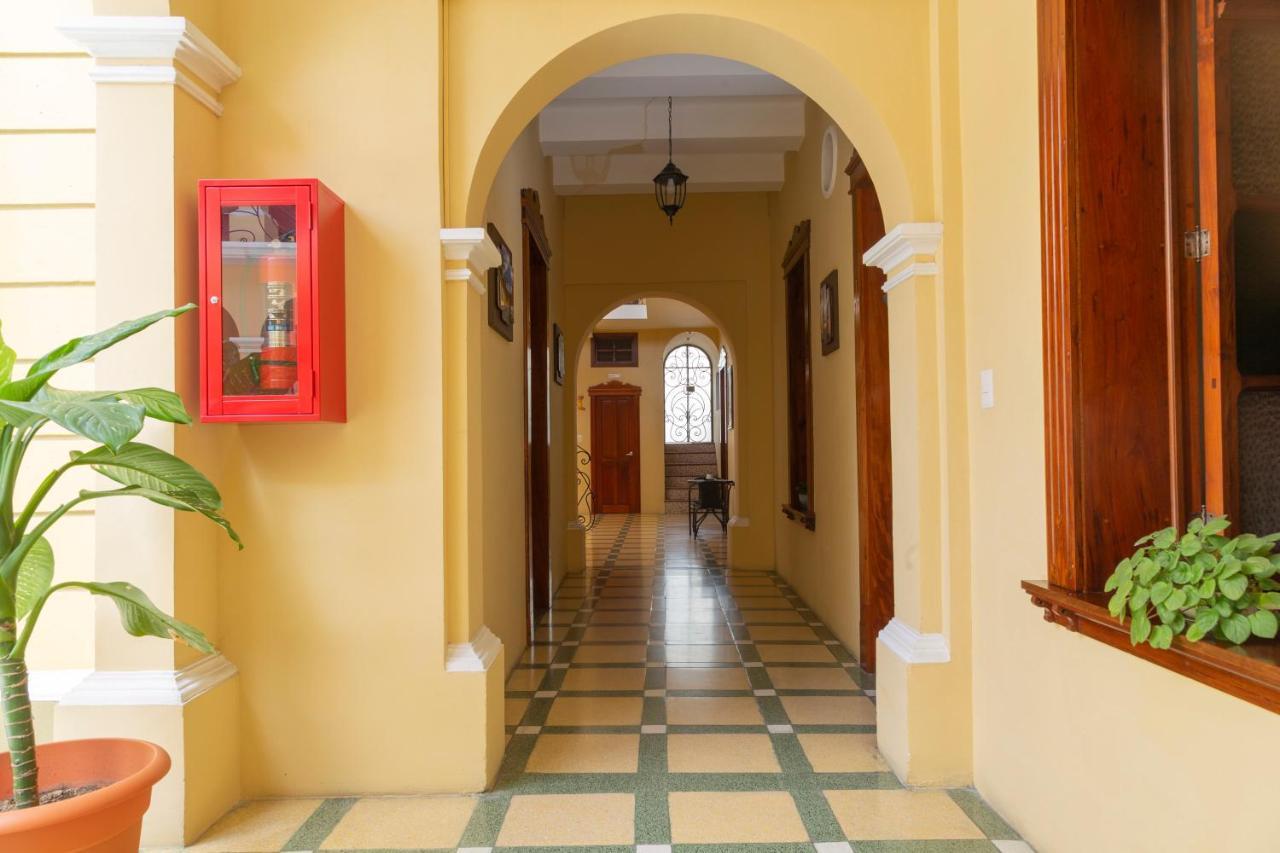Hotel Casa Salome Guatemala City Bagian luar foto